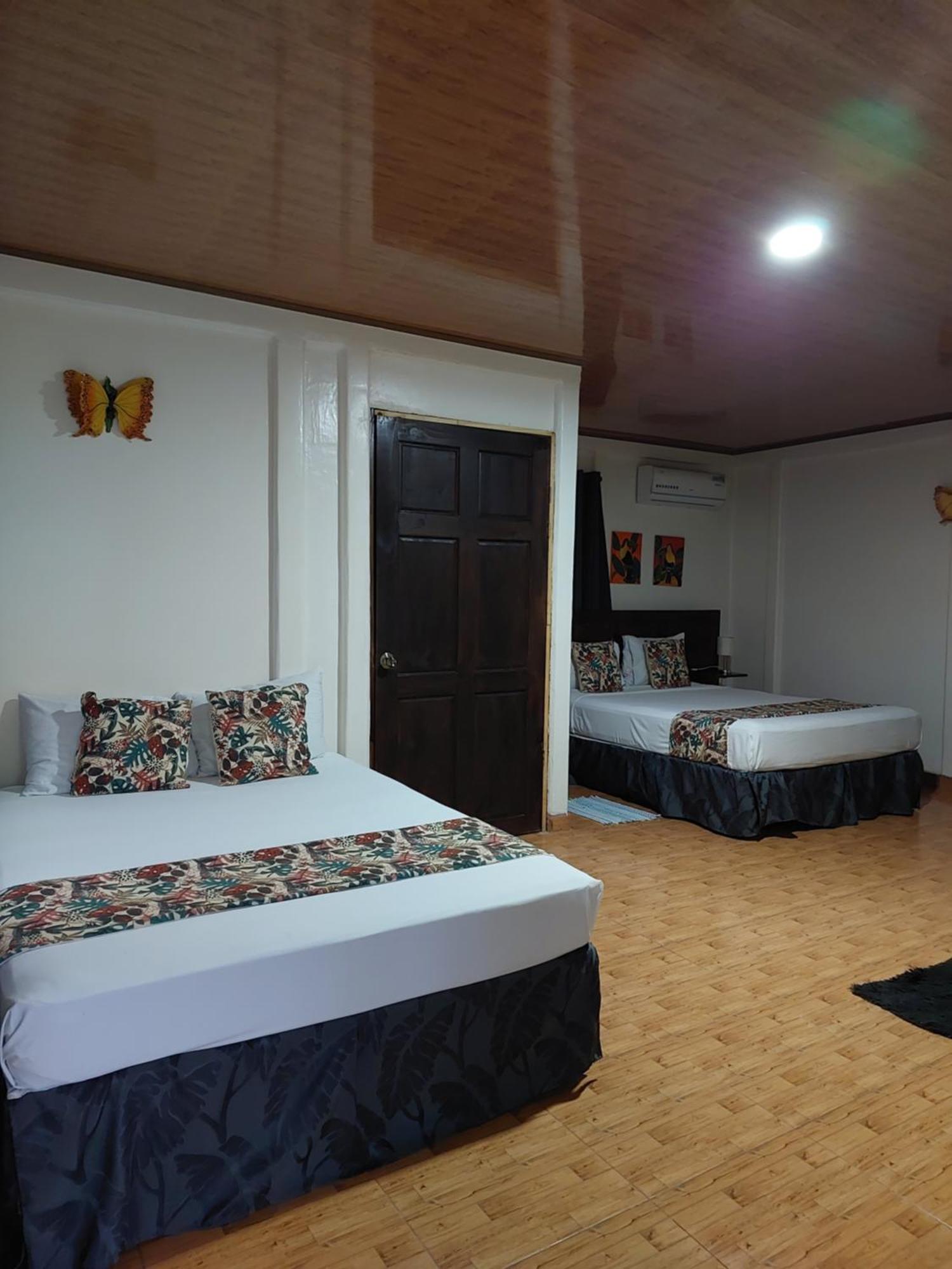 Chinitas Eco Lodge Tortuguero Extérieur photo
